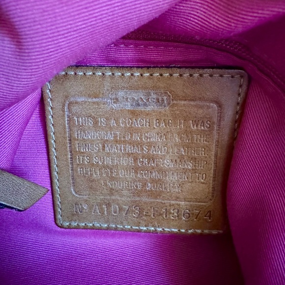 Stylish Pink and Brown Coach Bag - Picture 4 of 5